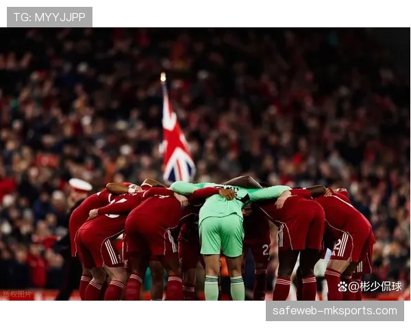 冬窗转会市场受关注 多队寻求补强防线应对下半赛季